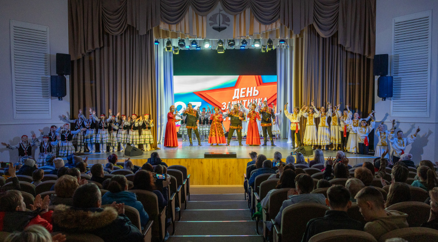 21 февраля в ОП ДК "Бригантина" состоялось праздничное мероприятие, посвященное Дню защитника Отечества под названием "Из века в век".
