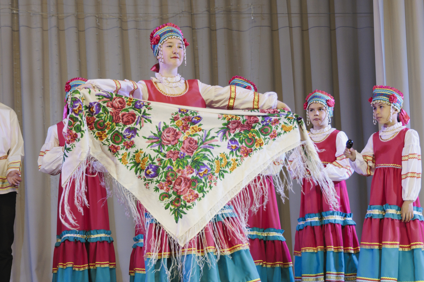 27 апреля в нашем Доме культуры прошёл яркий весенний праздник «Красная горка»!