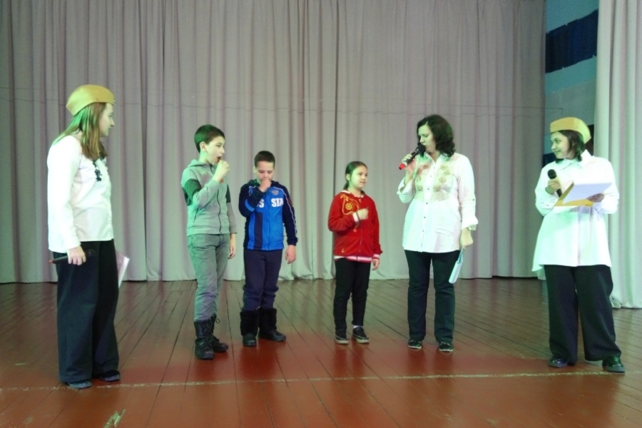 20 февраля в Доме культуры «Сосновка» состоялась игровая программа «Мальчикам от девочек» ко Дню защитника Отечества. 