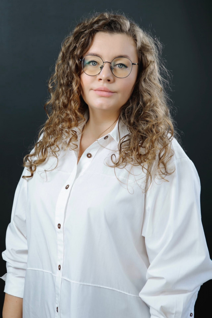 Шергунова Ксения Николаевна. Худ.руководитель. Балаганчик.jpg