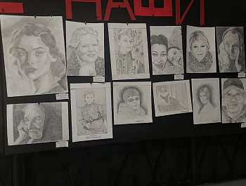 С 04 марта по 29 марта в фойе ДК "Бригантина" состоялась выставка рисунков "Любимые наши".