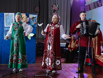 23 марта в ДК «Сосновка» состоялось мероприятие, посвященное встрече весны.