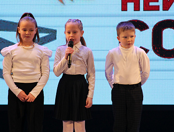 14 декабря в ДК "Бригантина" состоялось поэтическое мероприятие «Неизвестным солдатам посвящается...»