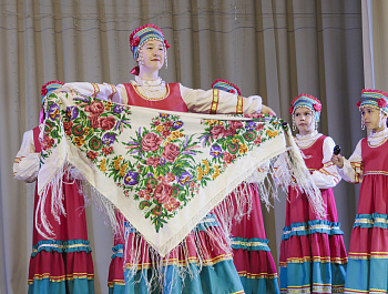 27 апреля в нашем Доме культуры прошёл яркий весенний праздник «Красная горка»!