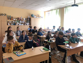 11.04.2023 ОП Клуб «Шершни» Творческий мастер-класс «Солдатский конверт на память»