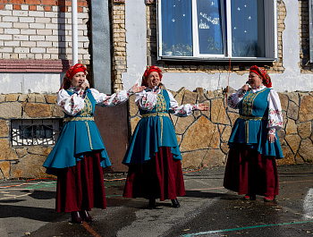 17 марта в Сосновке в сквере Дома культуры состоялись «Проводы зимы».
