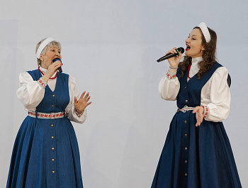 ПЕСНИ ДЛЯ ЛЮБИМЫХ МАМ!
