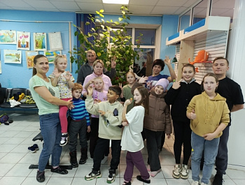 В ДК "Сосновка" отпраздновали день отца.