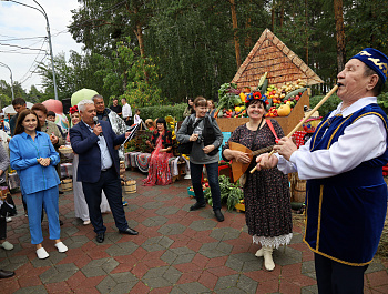 XIX Городская Выставка цветов и плодов
