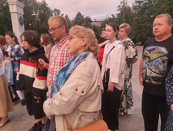 День, пропитанный болью, надеждой, героизмом!